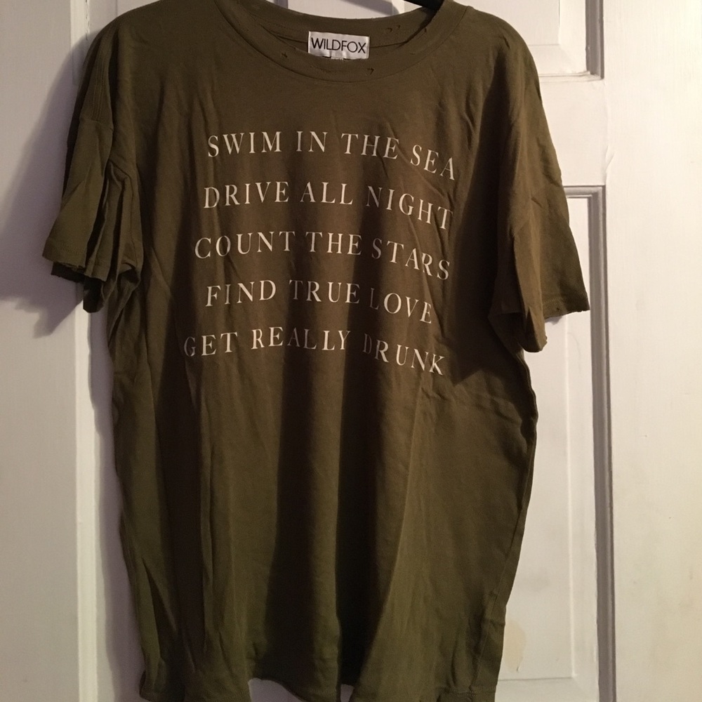 Oversized graphic wildfox tee