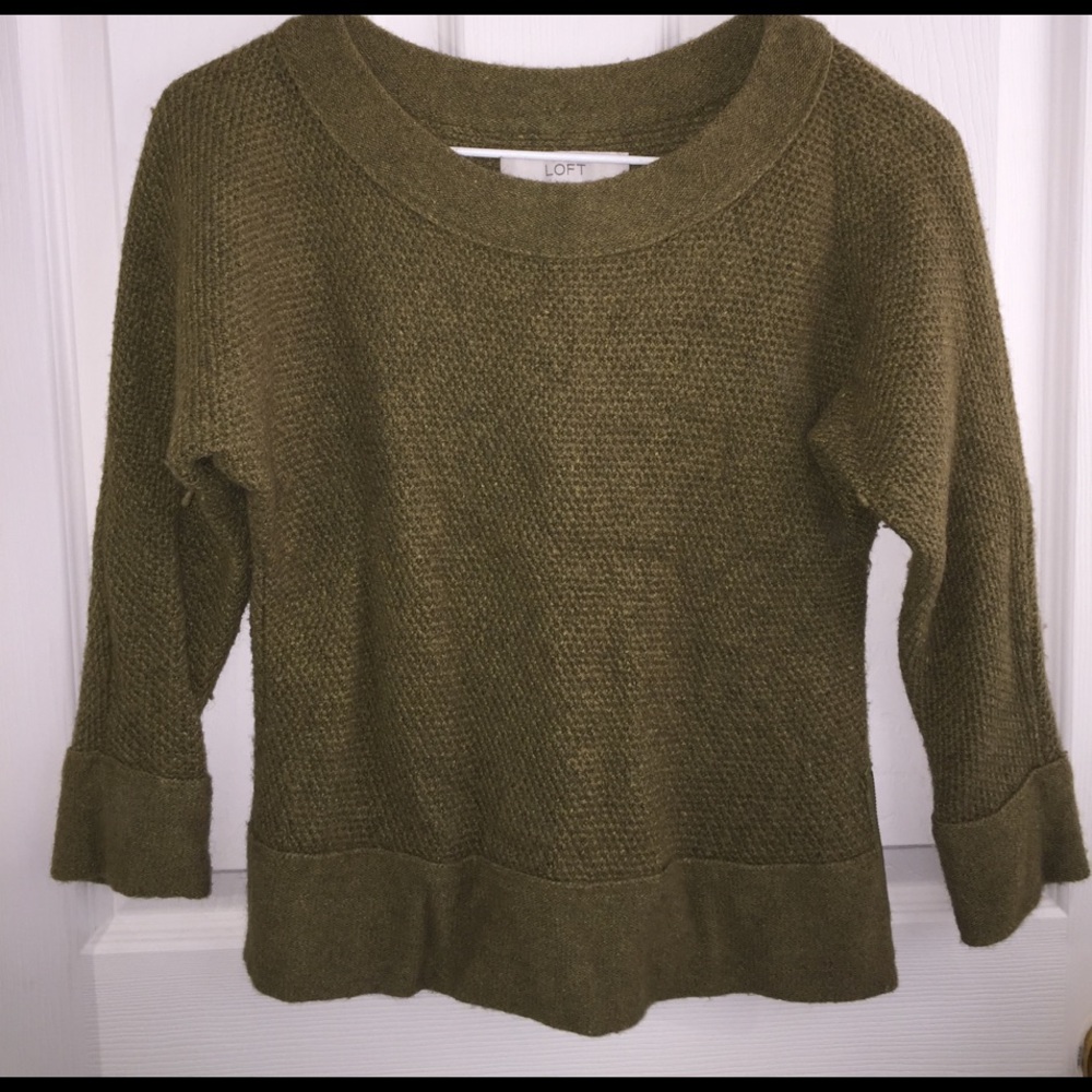 Sweater with zipper detail