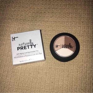 It cosmetics trio
