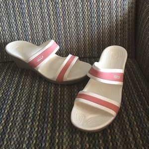 CROCS wedges brand new