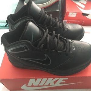 Nike sneaker, size 6.5y.
