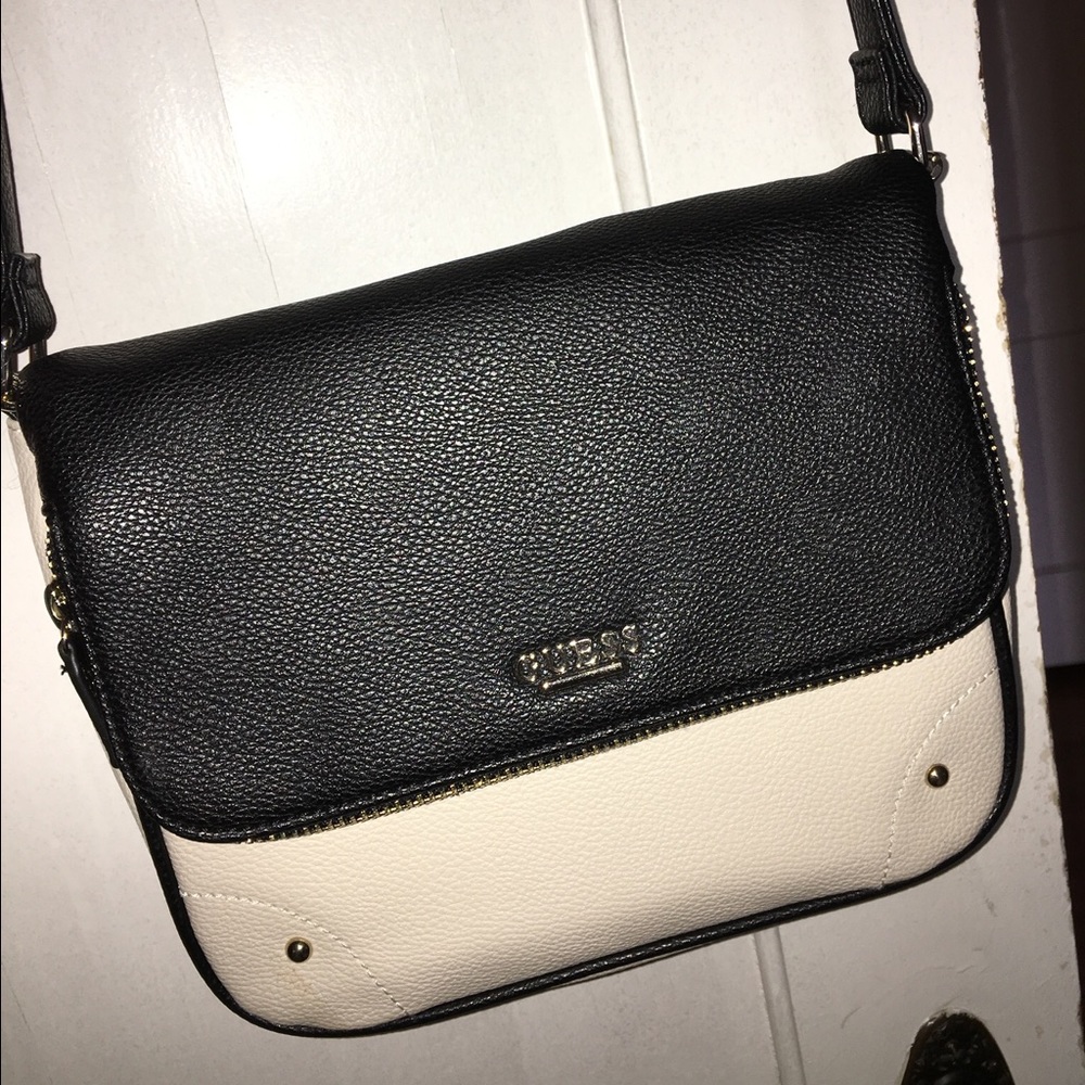 Guess Cross Body Bag