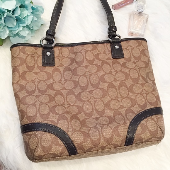 COACH Signature Outline Zip Top Shoulder Bag - Picture 3 of 5