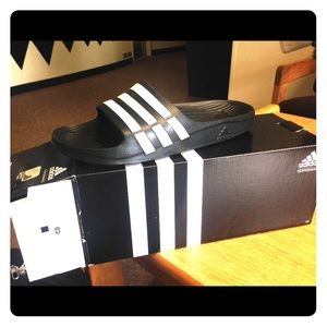 Adidas Duramo Slides