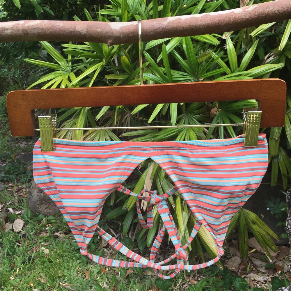 Pualani Striped Sport Tie Bikini Top- Cabo print