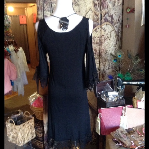 Cold Shoulder Dress - Picture 7 of 7