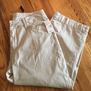 Sale!Jag size 8 crop