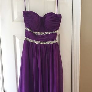 Formal long gown purple. XS. Worn once.