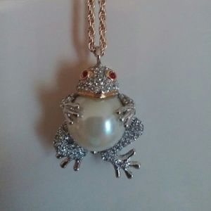 Chicos frog chain watch