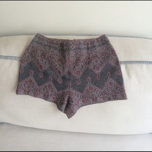 Ecote embroidered shorts size 0