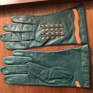Women's gloves
