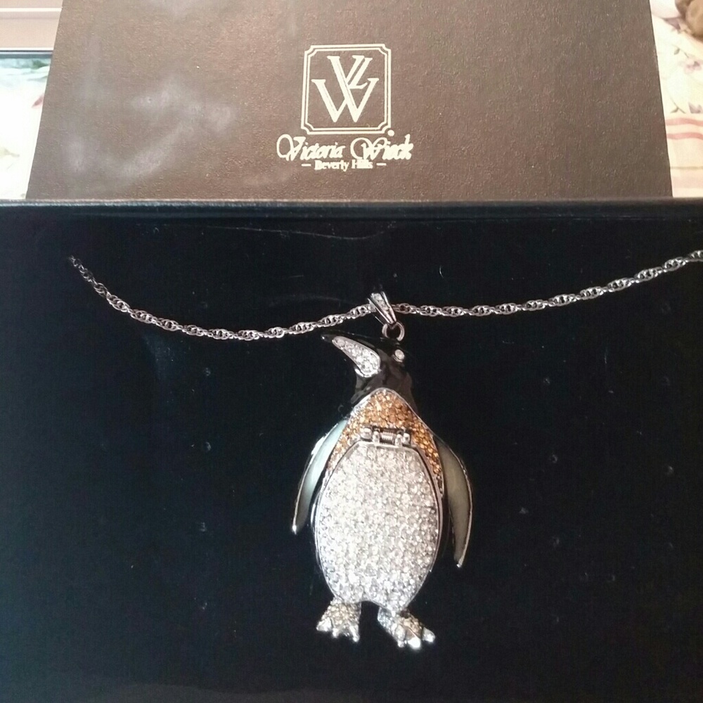 Long chain penguin watch