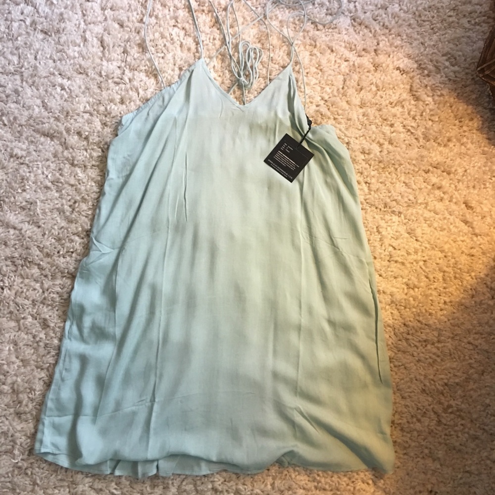 ❗️SOLD❗️ACACIA kamaaina Dress M