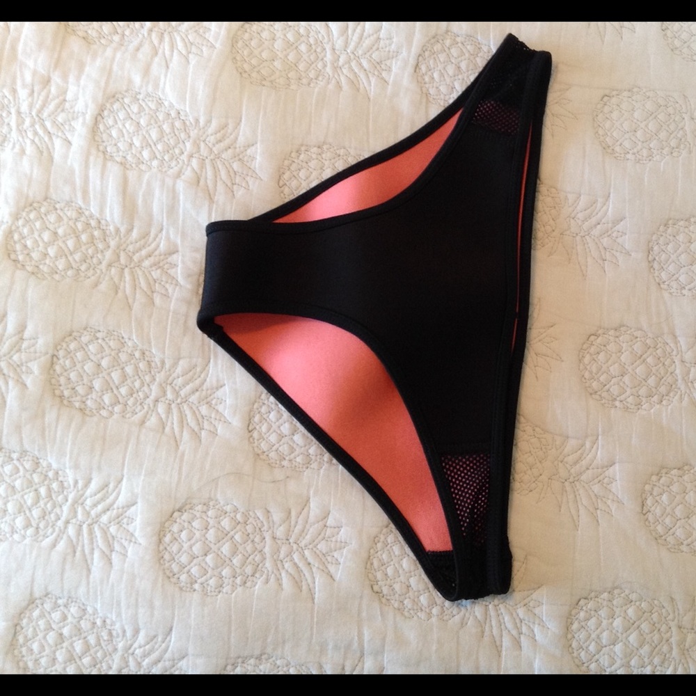 ON HOLD Hurley Neoprene Black Bikini Bottoms