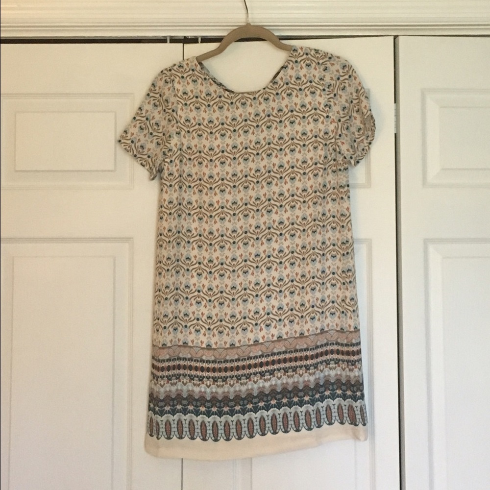 ✨FLASH SALE✨Lulu's Shift Dress - XS NWOT