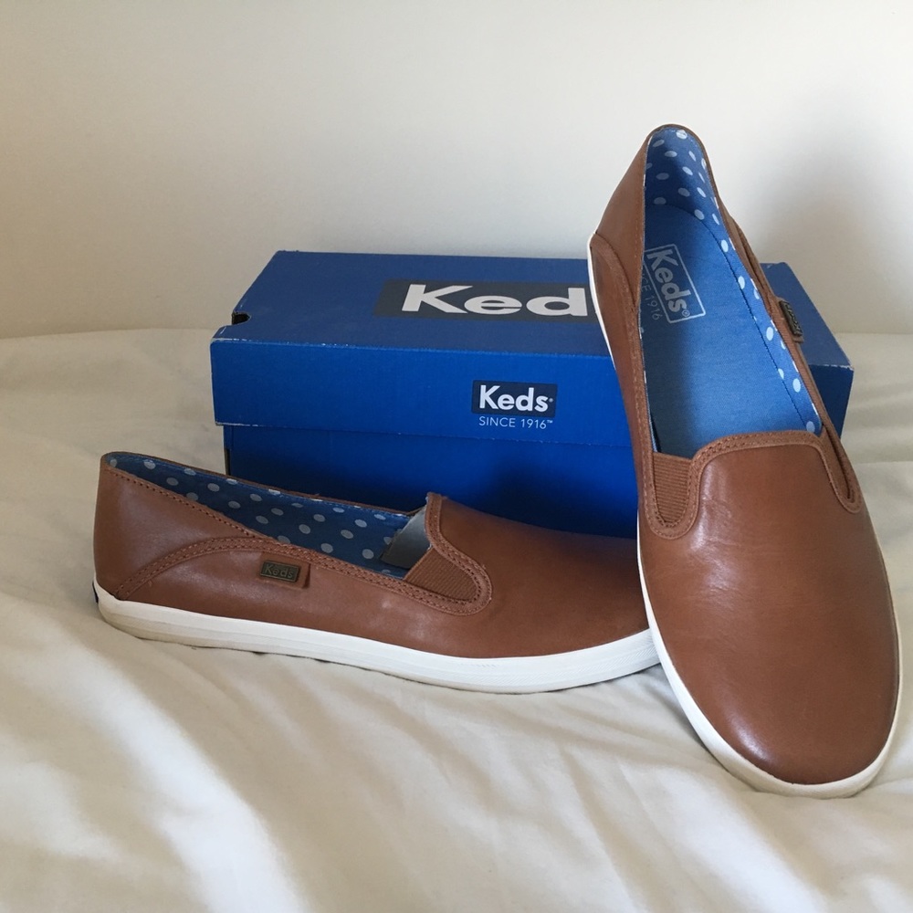 BRAND NEW Keds Crashback Leather Slip-on