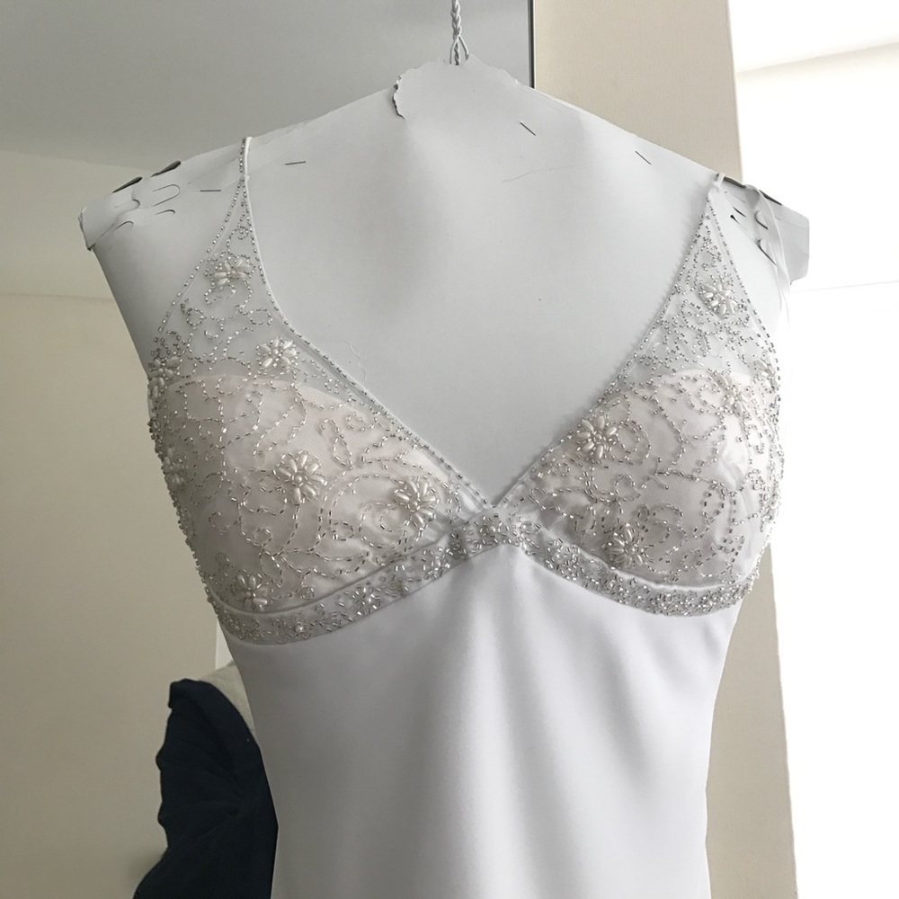 White House Black Market white prom/wedding dress✨