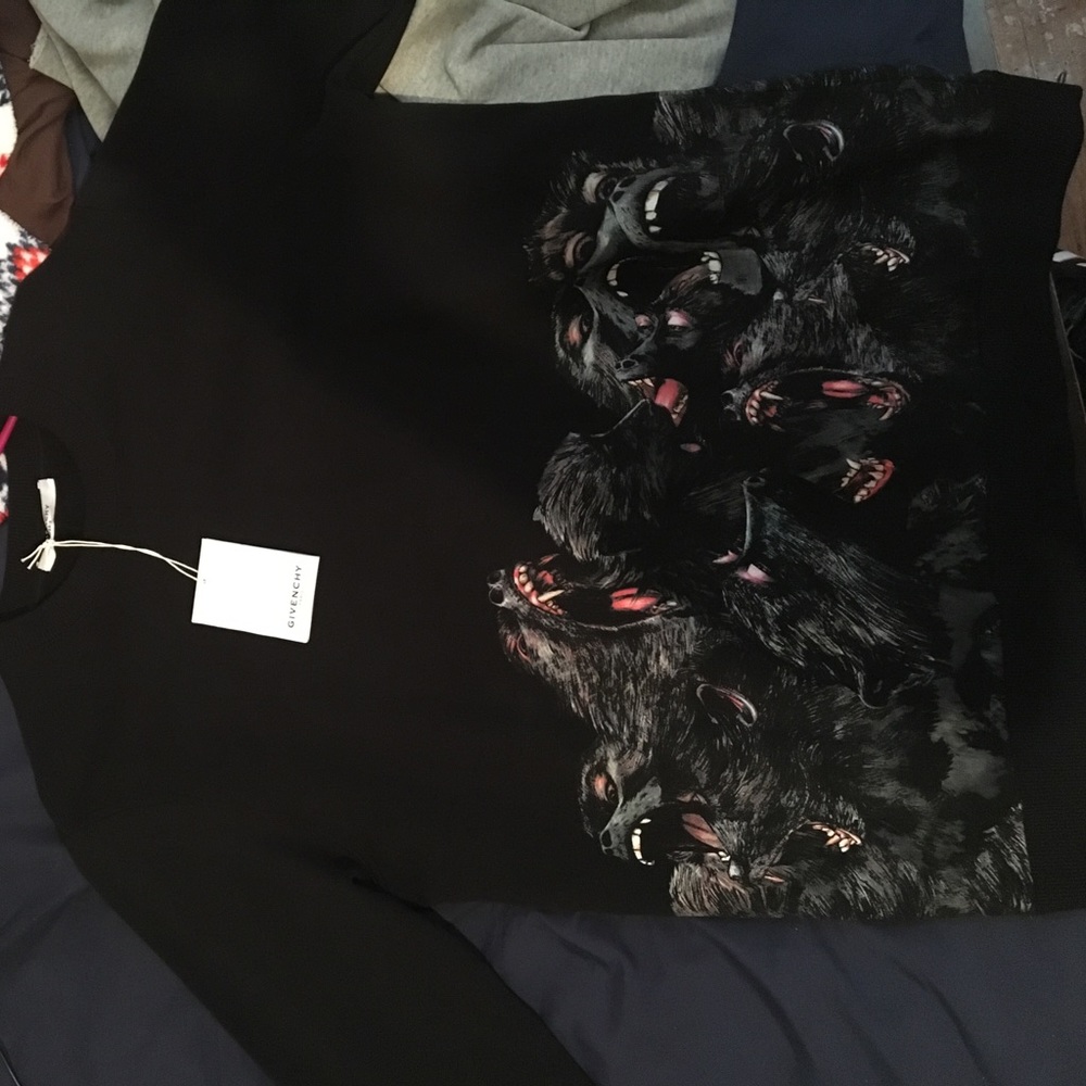 givenchy sweater