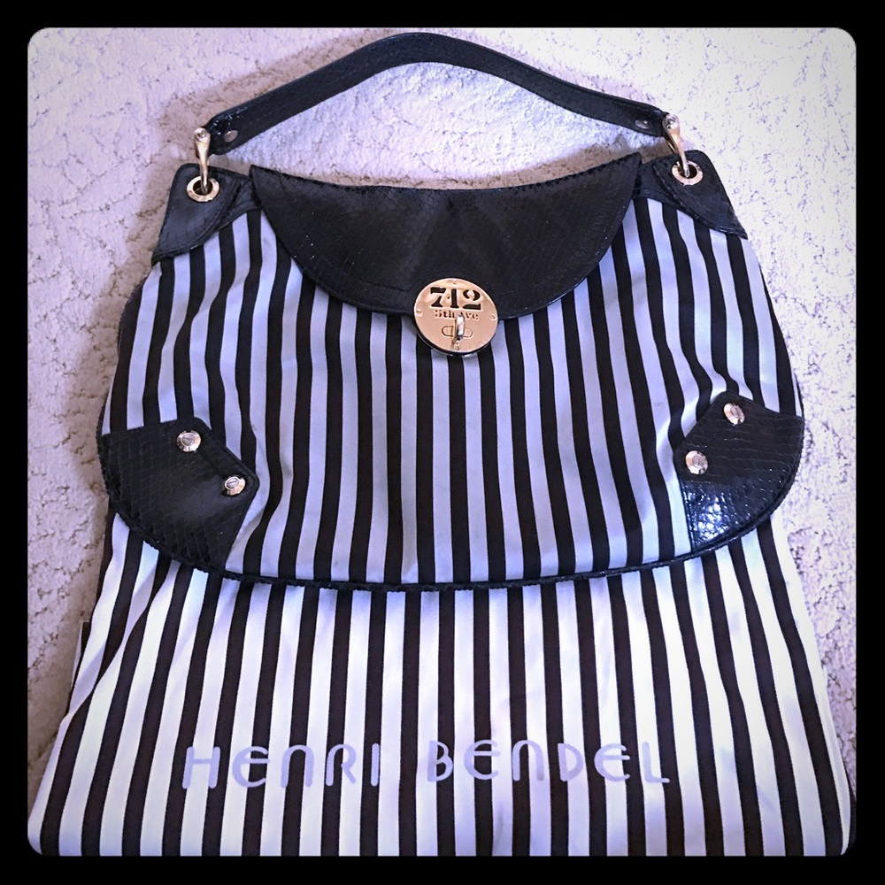 Henri Bendel Purse