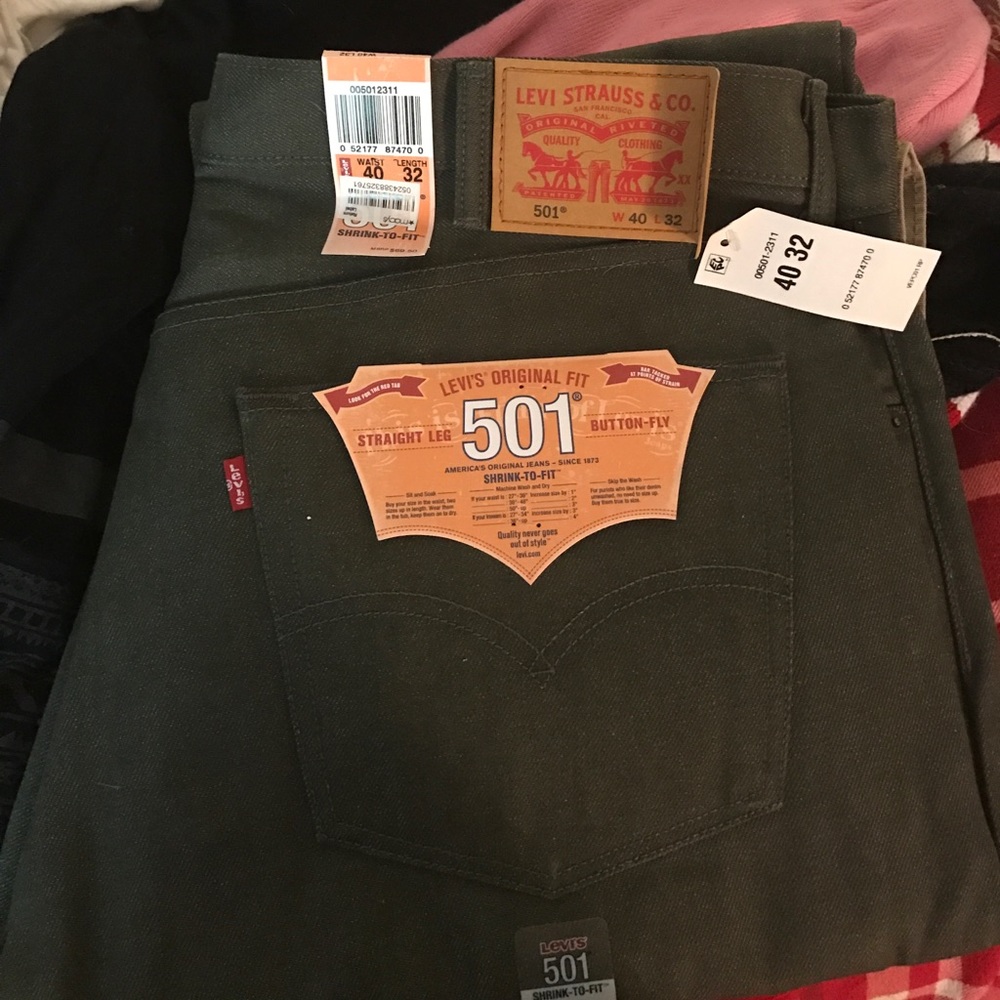 NWT Olive Green LEVI 501