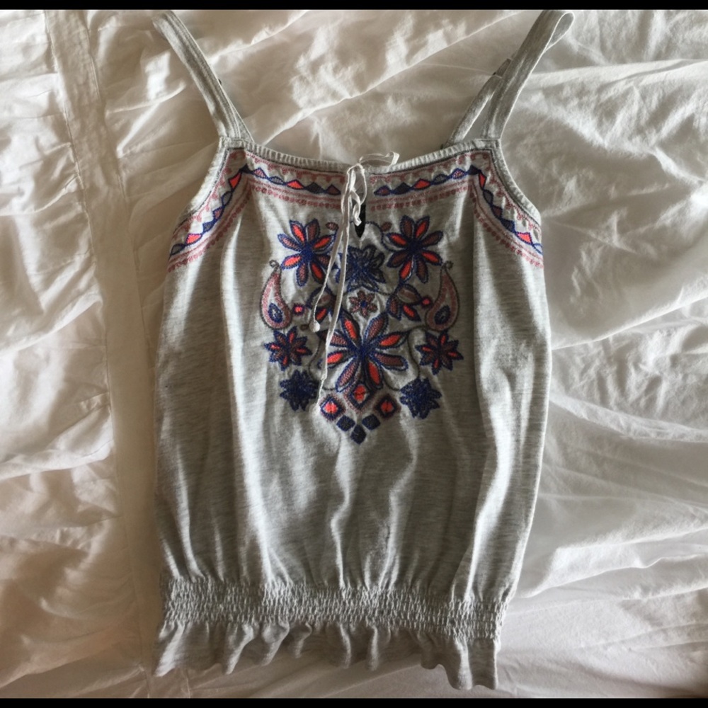 American Eagle Floral Mexican style Grey Tank