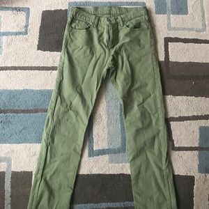 Green Levi's 32x32