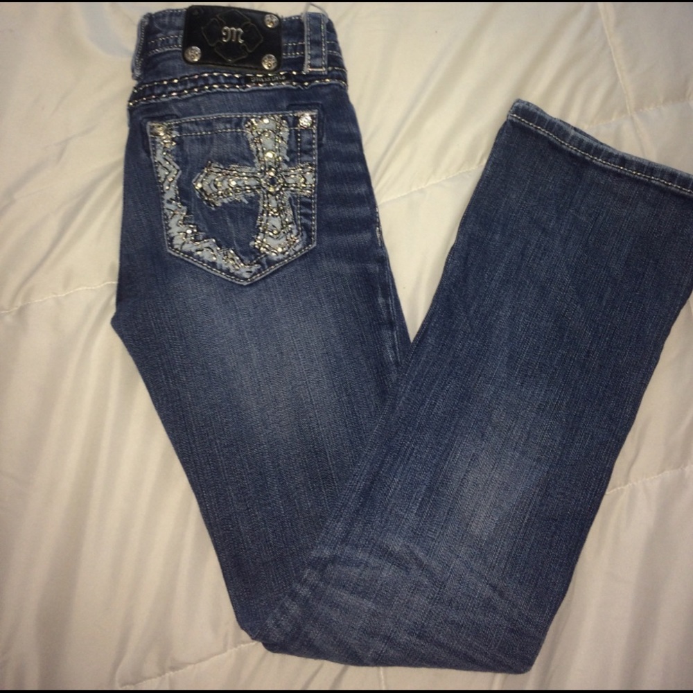 Mid rise boot cut Miss Me Jeans