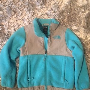 Girls north face Denali XXS (5) jacket!