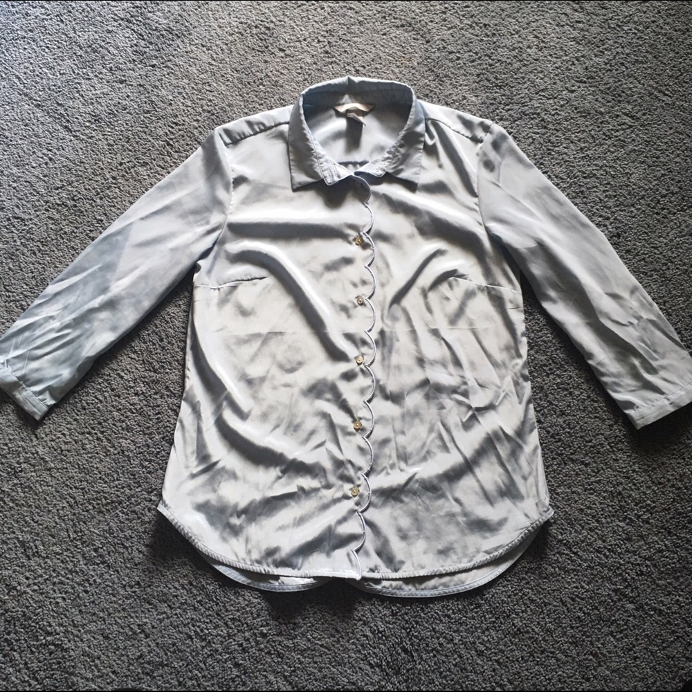 H&M button down top