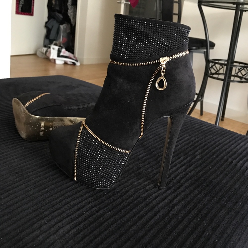 Bebe Boots
