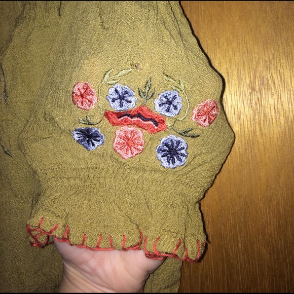 Boho off the shoulder crop - Picture 4 of 5