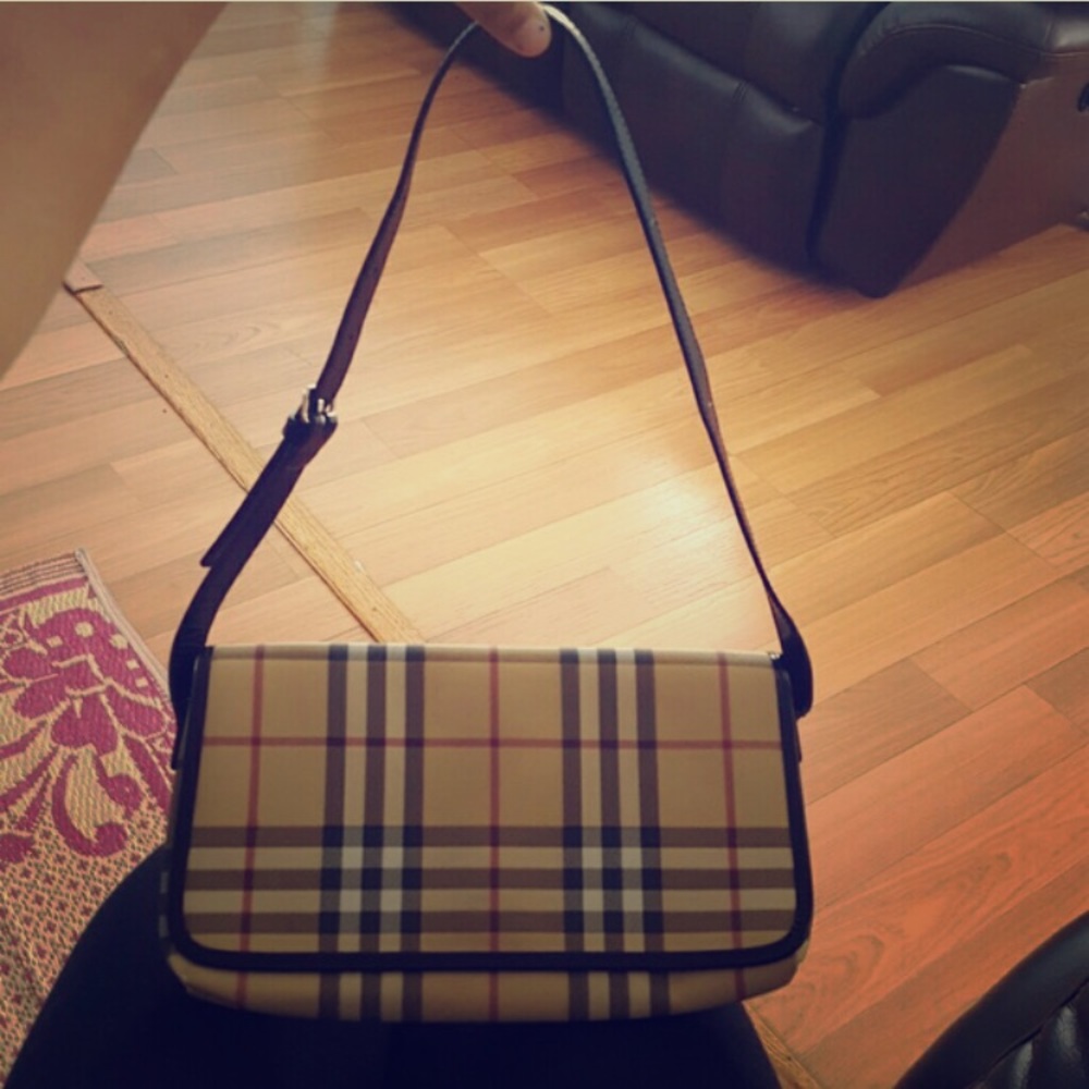 Authentic Burberry shoulder purse