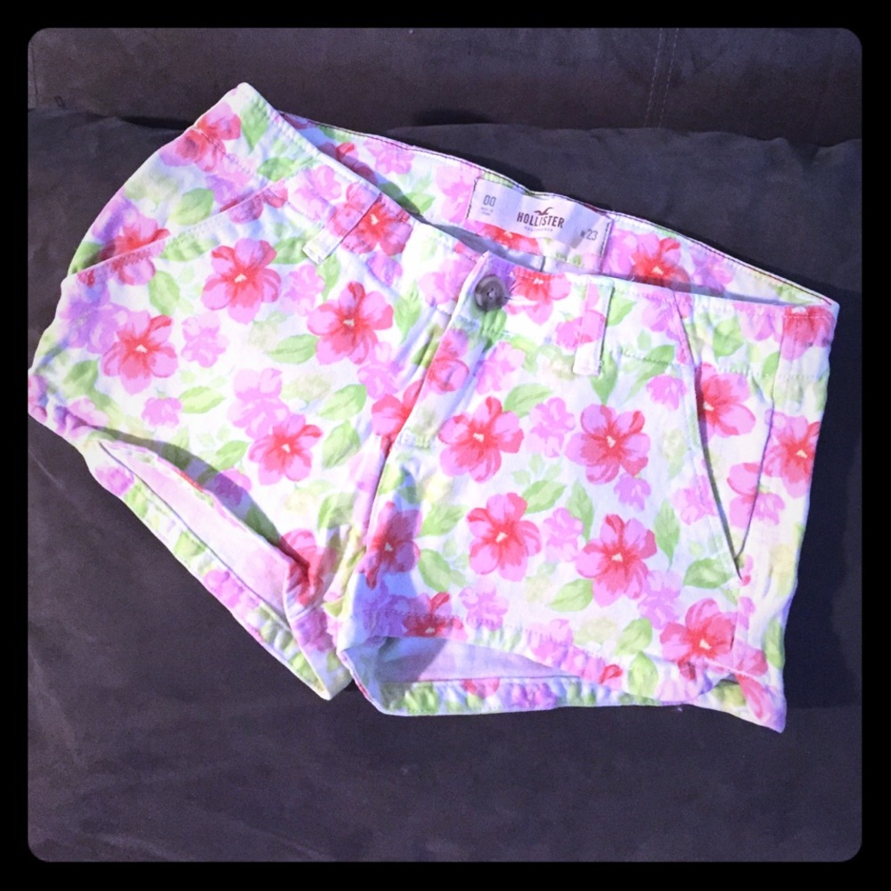 Hollister shorts