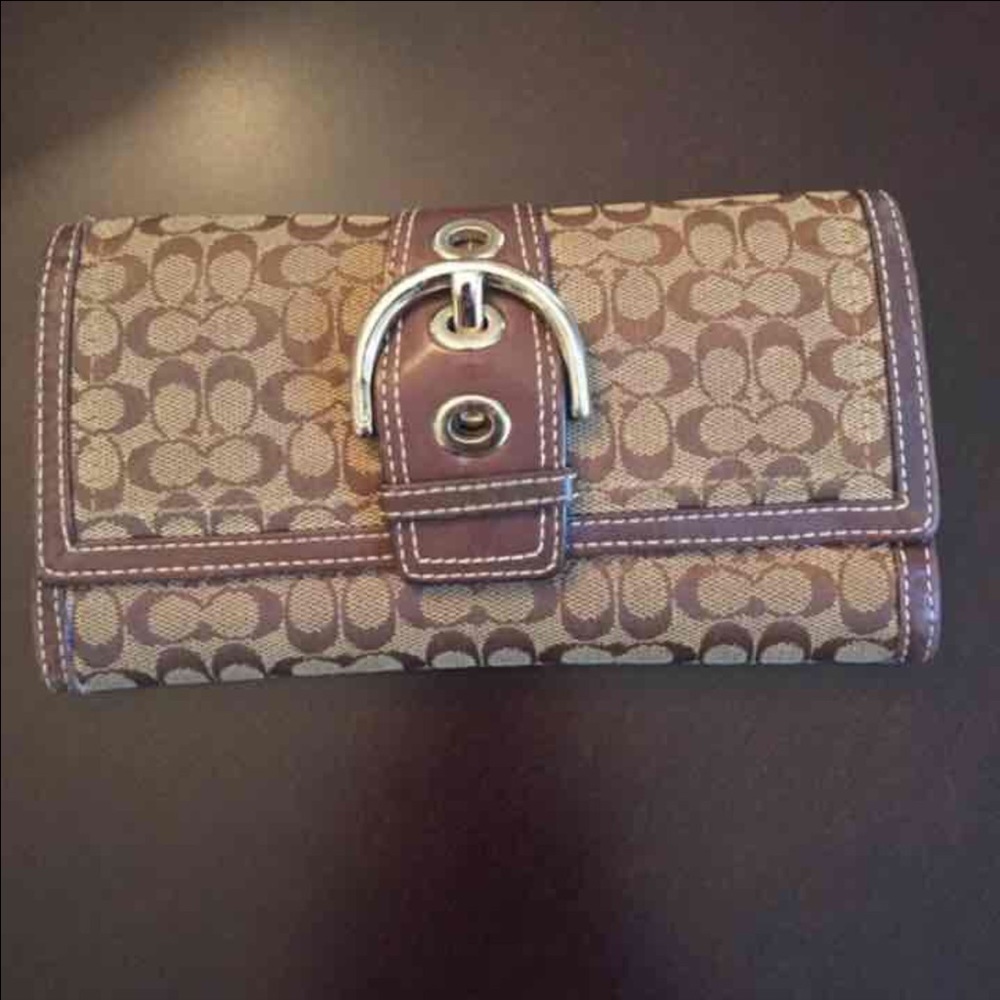 Coach wallet