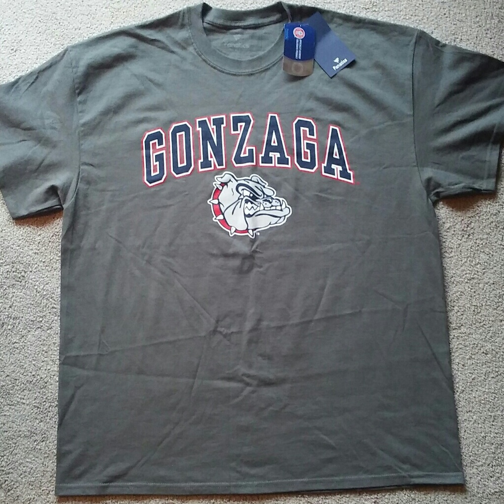 SALE NWT Men's college tee