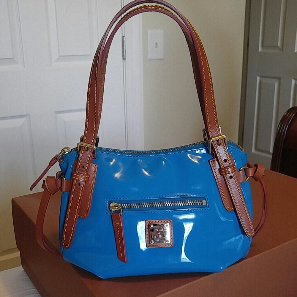 SOLD*Dooney & Bourke Venus Nina patent leather bag