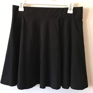 H&M black skirt