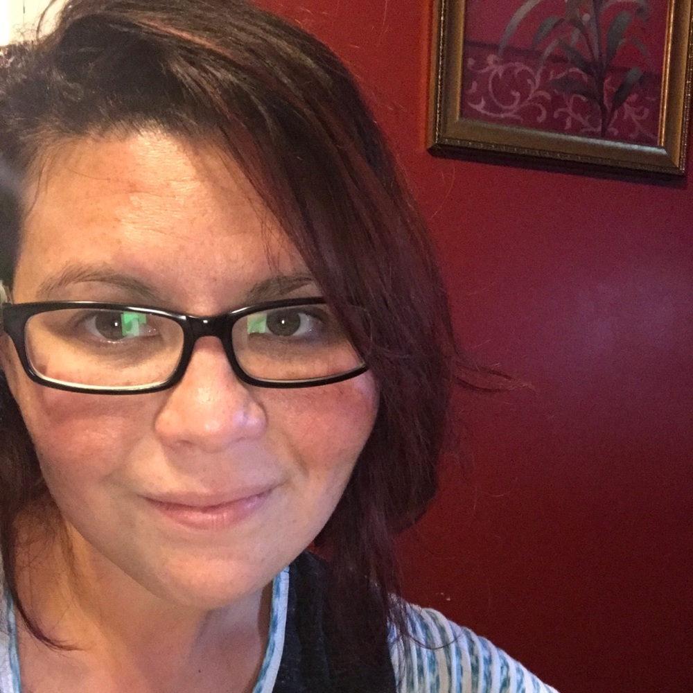 Meet your Posher, April