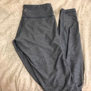 "Wunder under" lululemon leggings