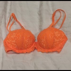 Victoria's Secret pink push up bra