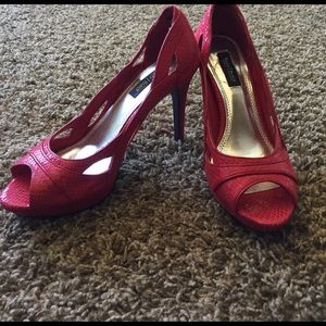Red heel
