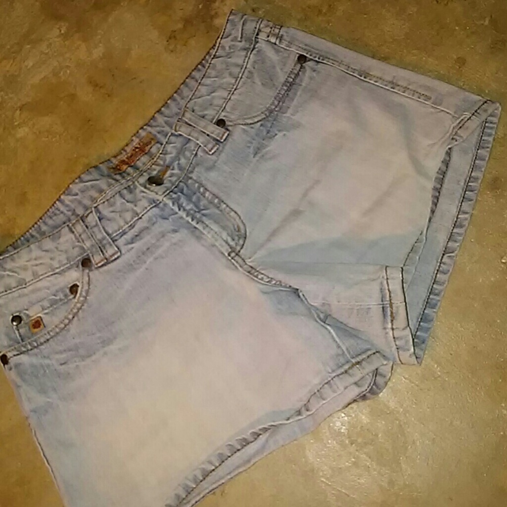 Paris Blues mid-rise lightwash denim shorts