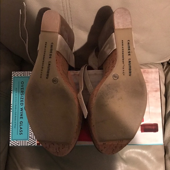 Shoes - Picture 4 of 4