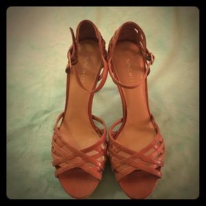 Nine West 6.5 flowerhillo heels worn once:)