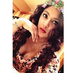 Meet your Posher, Anna