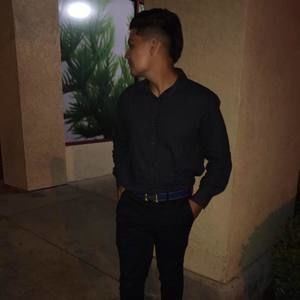 Meet your Posher, Max