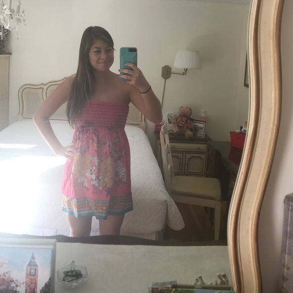 Pink flowery dress - Picture 1 of 2