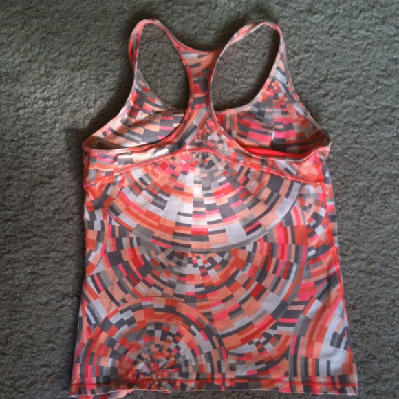 Calvin Klein Performance Top - Picture 2 of 3