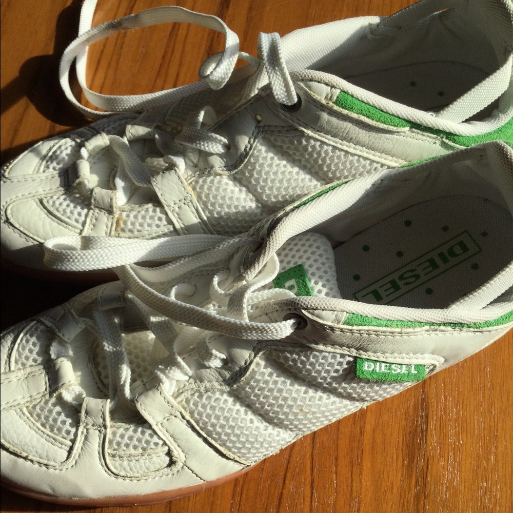 💮Diesel Hunter White and Green Sneakers💮