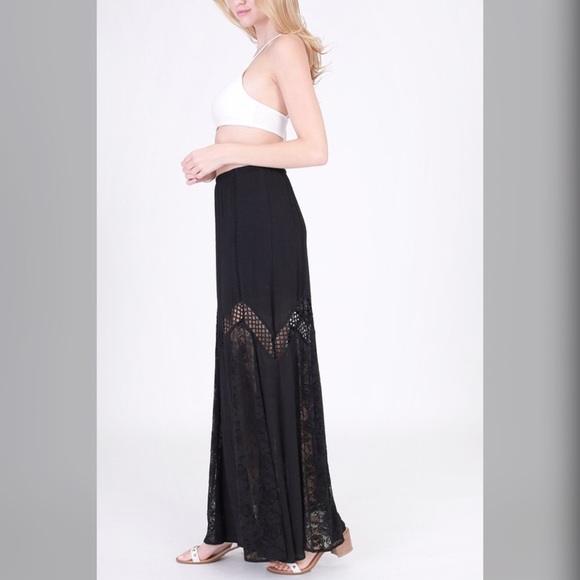 LAST 1💕Gorgeous lace detail maxi skirt! - Picture 2 of 3